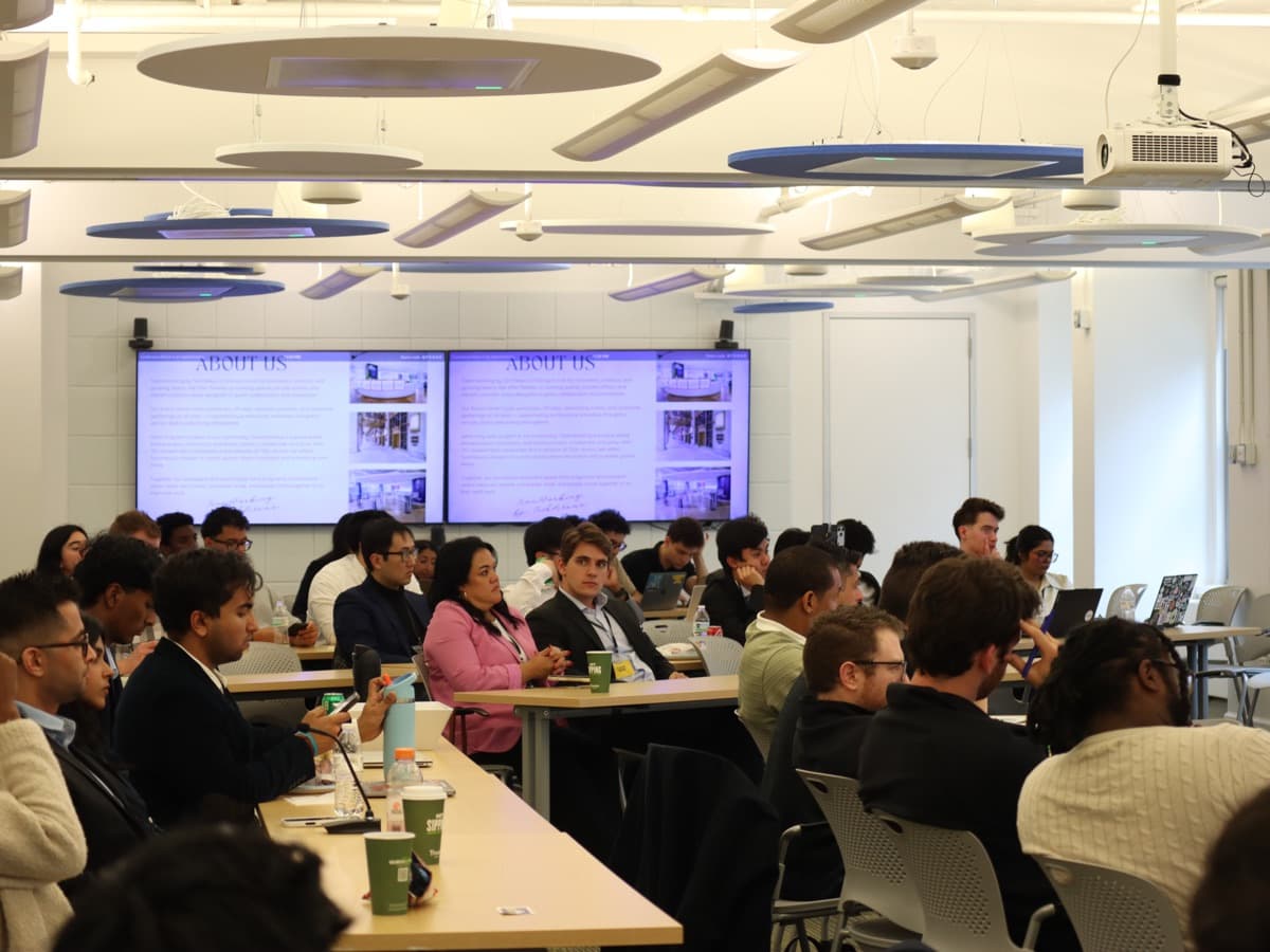 A full room watching the pitches
